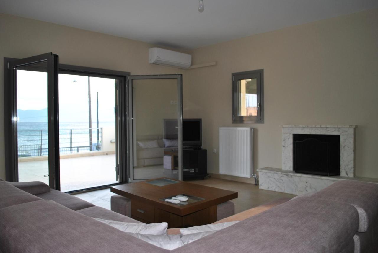 Artemis - Marina Apartments Evia エクステリア 写真